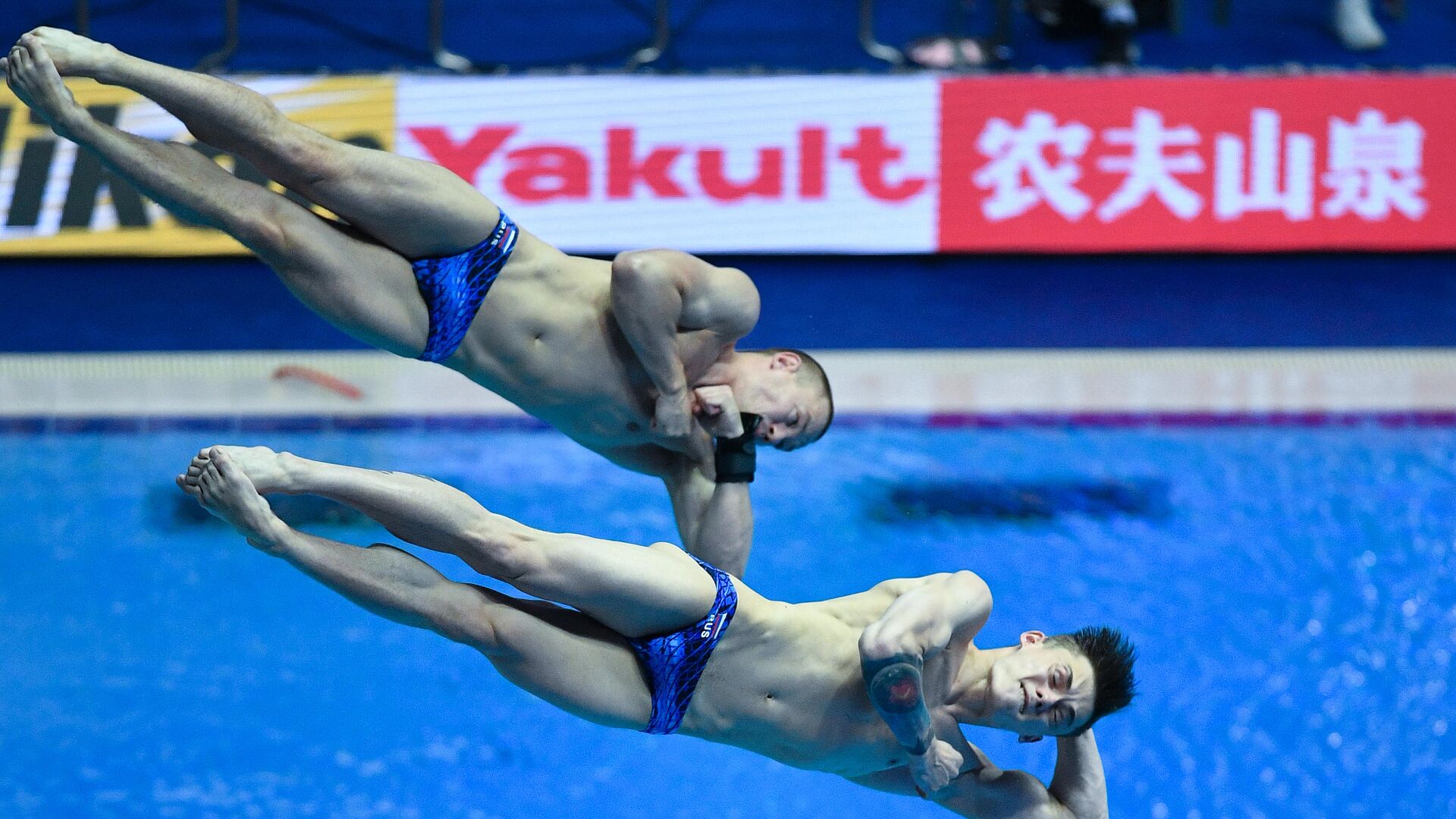 Diving twins porn