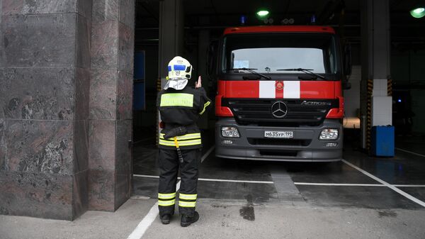 Сотрудники пожарно-спасательного центра Москвы
