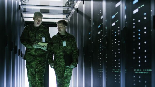 Военные в центре обработки данных Военные в центре обработки данных