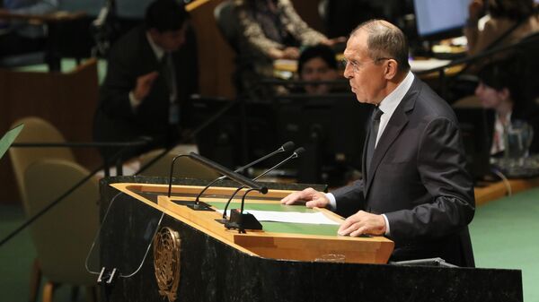 Министр иностранных дел РФ Сергей Лавров во время выступления на общеполитической дискуссиии в рамках 74-й сессии Генеральной Ассамблеи Организации Объединенных Наций (ООН) в Нью-Йорке Министр иностранных дел РФ Сергей Лавров во время выступления на общеполитической дискуссиии в рамках 74-й сессии Генеральной Ассамблеи Организации Объединенных Наций (ООН) в Нью-Йорке