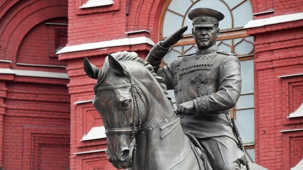 Новый памятник маршалу Георгию Константиновичу Жукову на Манежной площади в Москве