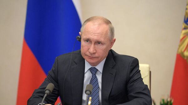 Путин дал поручения полпредам в связи с COVID-19
