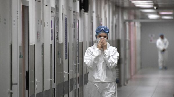 В России за сутки умерли 795 пациентов с коронавирусом
