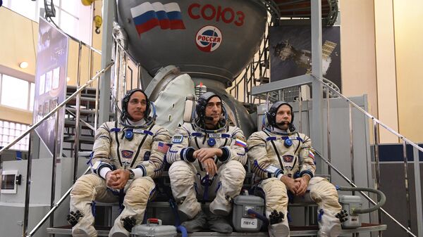 Российским космонавтам хотят увеличить зарплату