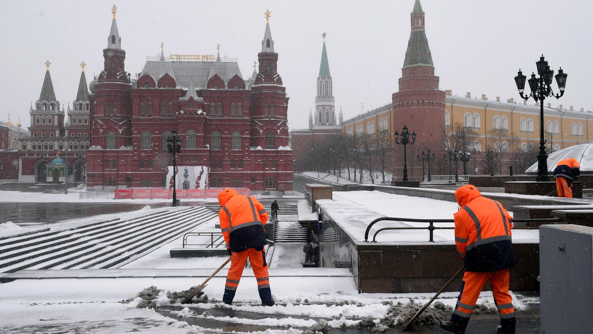 Власти Москвы во время пандемии решили проблему дефицита ...