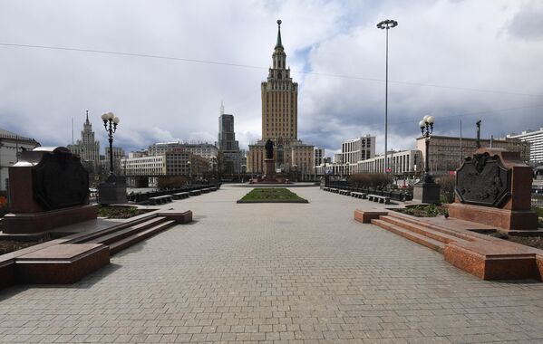 Москва во время режима самоизоляции жителей Москва во время режима самоизоляции жителей