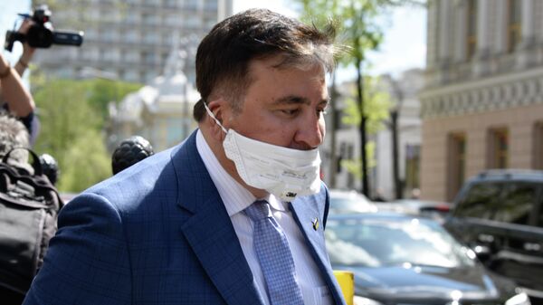 Михаил Саакашвили после встречи с депутатами фракции Слуга народа в Киеве Михаил Саакашвили после встречи с депутатами фракции Слуга народа в Киеве