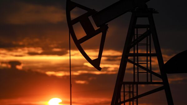 Цена нефти Brent поднялась выше $54 за баррель