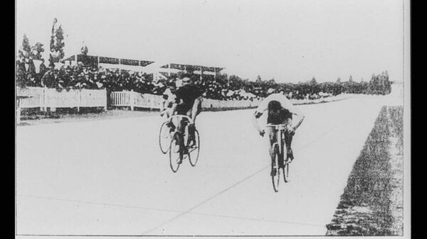 Велогонка на дистанцию 2000 метров на Олимпийских играх 1900 года в Париже Велогонка на дистанцию 2000 метров на Олимпийских играх 1900 года в Париже