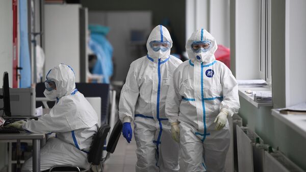 В России за сутки выявил 7425 случаев заражения коронавирусом