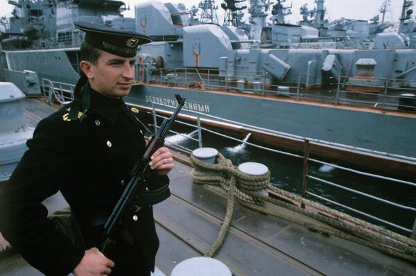 Военно-морская база Черноморского флота. На сторожевом корабле Военно-морская база Черноморского флота. На сторожевом корабле