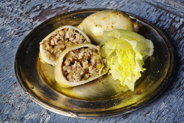 Фаршированный кальмар Фаршированный кальмар