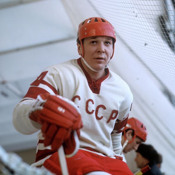 Александр Мальцев. 1975 год Александр Мальцев. 1975 год