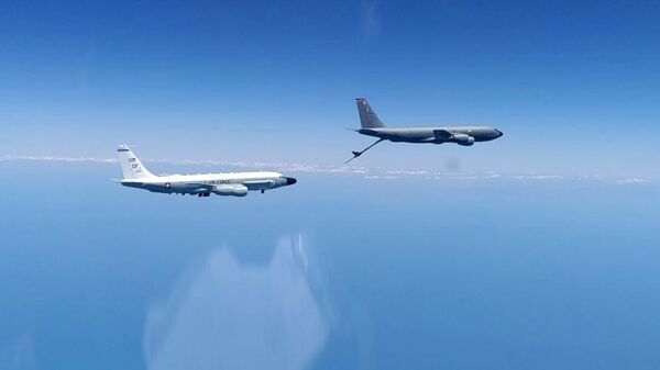 Самолет-разведчик RC-135 и самолет-заправщик КС-135 ВВС США над Черным морем. 26 июня 2020 Самолет-разведчик RC-135 и самолет-заправщик КС-135 ВВС США над Черным морем. 26 июня 2020