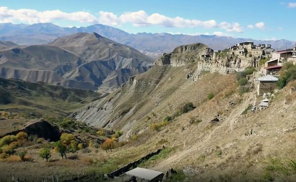 Окрестности Лакского района Окрестности Лакского района