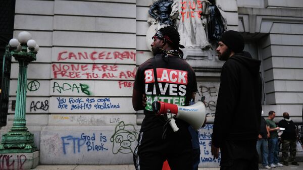 Дайте денег на экстремизм": кто и что финансирует Black Lives Matter - РИА Новости, 18.07.2020