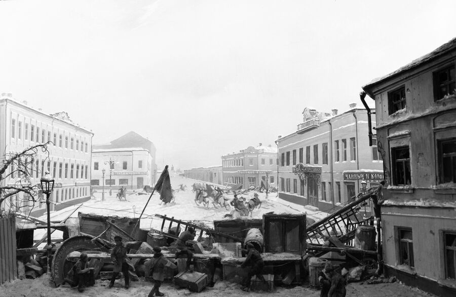 Бой у баррикады на Пименовской (Краснопролетарской) улице. Москва, 1905 год Бой у баррикады на Пименовской (Краснопролетарской) улице. Москва, 1905 год
