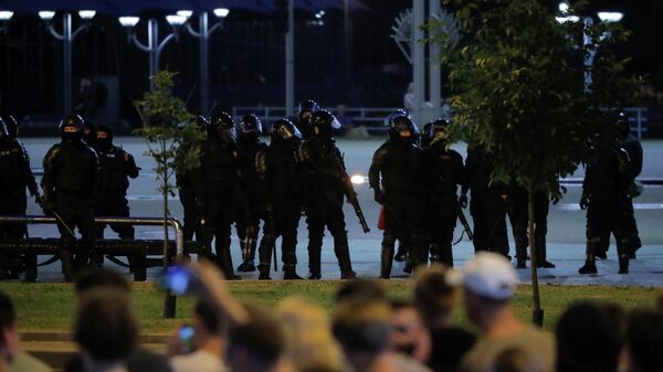 Силовики на протестах в Белоруссии. 10.08.2020 вечер Силовики на протестах в Белоруссии. 10.08.2020 вечер