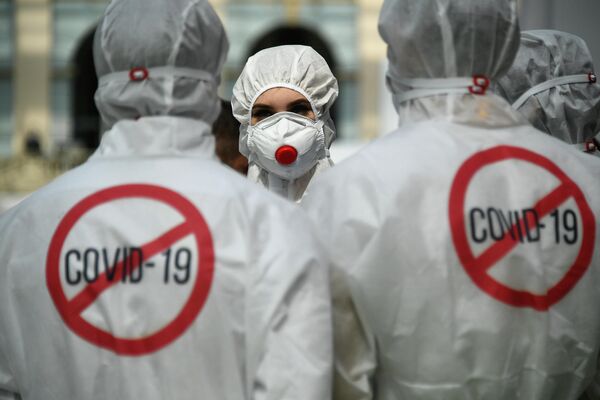 Демонстрация защитных костюмов на выставке всероссийского форума Здоровье нации — основа процветания России Демонстрация защитных костюмов на выставке всероссийского форума Здоровье нации — основа процветания России