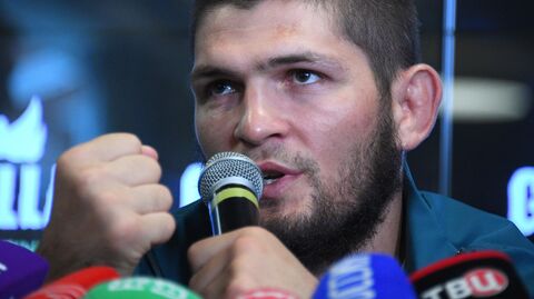 Пресс-конференция чемпиона UFC Х. Нурмагомедова Пресс-конференция чемпиона UFC Х. Нурмагомедова