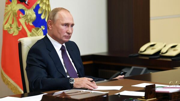 Путин выступил за проведение в школах соревнований по киберспорту