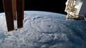 Ураган Женевьева у тихоокеанского побережья Мексики снятый с борта МКС