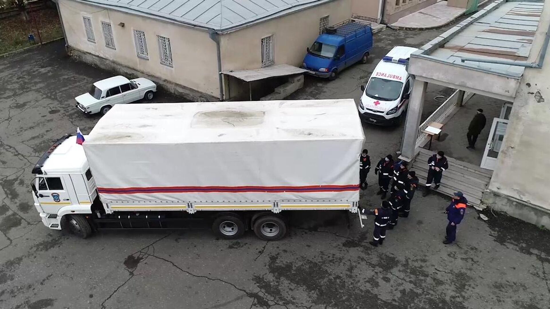 Гуманитарная помощь доставлена из России в Нагорный Карабах Гуманитарная помощь доставлена из России в Нагорный Карабах - РИА Новости, 1920, 02.12.2020