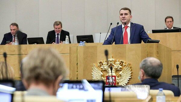 Глава профильного комитета Госдумы призвал повысить МРОТ
