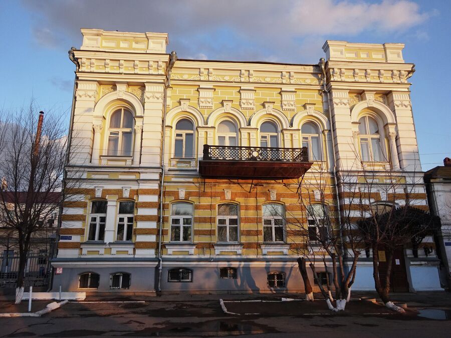 Псевдоренессанс. Первый дом усадьбы Бойко (конец 19 в.) Псевдоренессанс. Первый дом усадьбы Бойко (конец 19 в.)