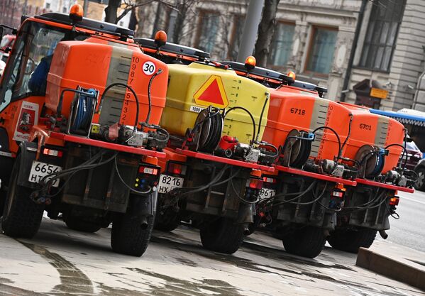 Промывка дорог с шампунем в Москве Промывка дорог с шампунем в Москве