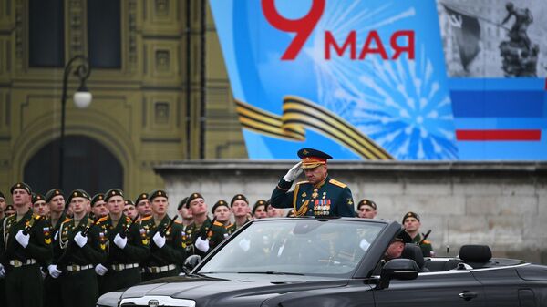 Министр обороны РФ Сергей Шойгу на военном параде в честь 76-й годовщины Победы в Великой Отечественной войне в Москве Министр обороны РФ Сергей Шойгу на военном параде в честь 76-й годовщины Победы в Великой Отечественной войне в Москве
