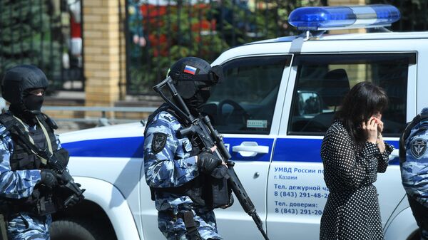 Учащихся казанской школы эвакуировали из-за подозрительного пакета