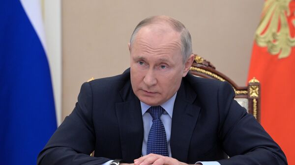 Тема здравоохранения лидирует по вопросам к прямой линии с Путиным