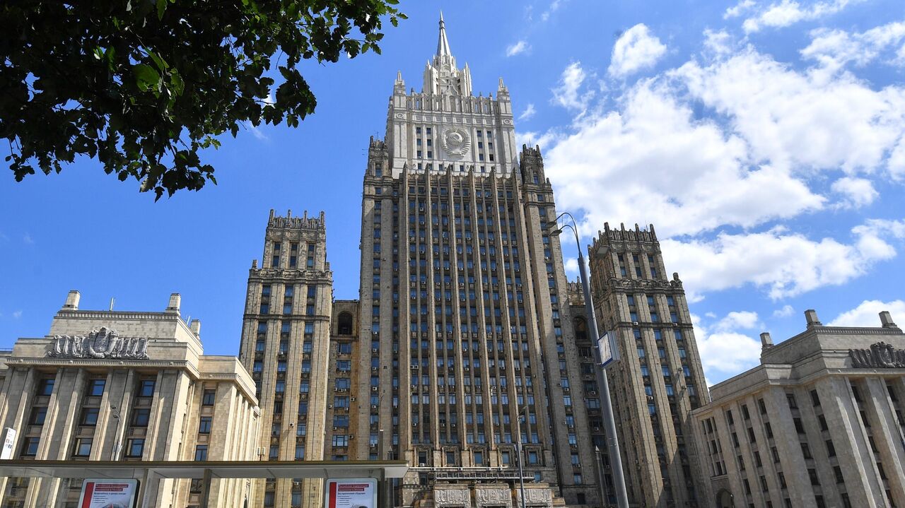 Москва заявила протест из-за отказа выдать эстонскую визу дипломату