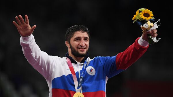 Путин поздравил Садулаева с победой на Олимпиаде