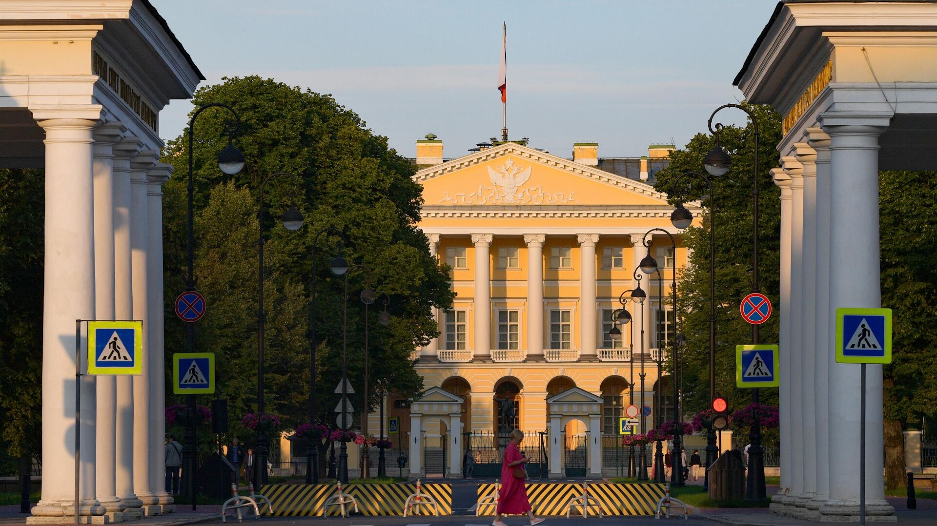 В Петербурге уволили двоих вице-губернаторов
