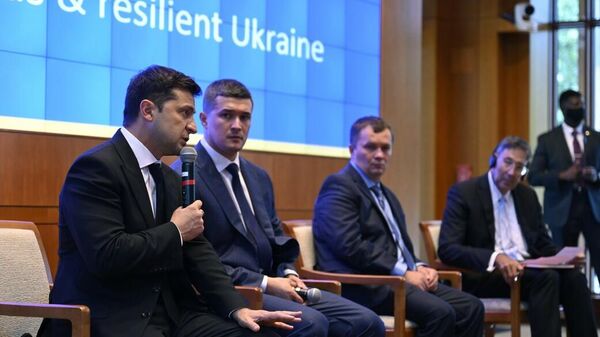 В Раде рассказали о невероятной просьбе Зеленского на встрече в Вашингтоне