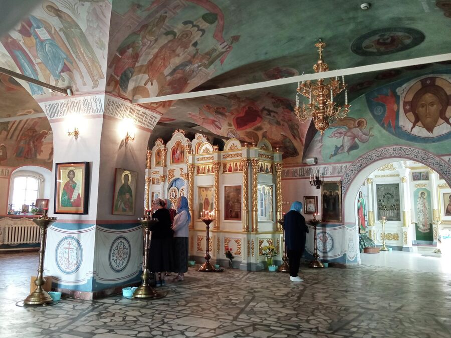 Церковь Спаса на Торгу (Спаса в Рядах) Церковь Спаса на Торгу (Спаса в Рядах)