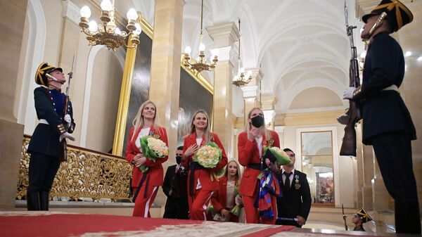 Победители XXXII летних Олимпийских игр в Токио перед встречей с президентом РФ Владимиром Путиным в Кремле Победители XXXII летних Олимпийских игр в Токио перед встречей с президентом РФ Владимиром Путиным в Кремле
