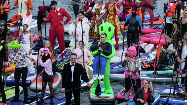 Фестиваль SUP (Stand Up Paddle) - серфинг на гребном канале в Москве Фестиваль SUP (Stand Up Paddle) - серфинг на гребном канале в Москве