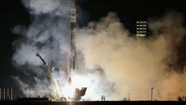 Старт пилотируемого корабля Союз ТМА-12М с космодрома Байконур Старт пилотируемого корабля Союз ТМА-12М с космодрома Байконур