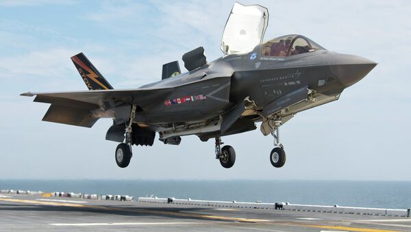 Истребитель F-35 ВВС США, архивное фото Истребитель F-35 ВВС США, архивное фото