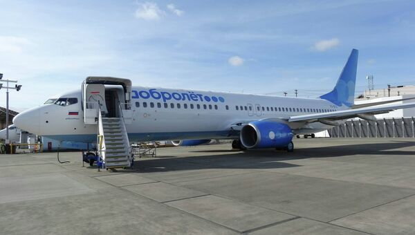 Самолет Boeing 737-800NG авиакомпании Добролет. Архивное фото Самолет Boeing 737-800NG авиакомпании Добролет. Архивное фото