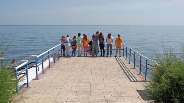 Первая летняя смена в Артеке. Архивное фото Первая летняя смена в Артеке. Архивное фото