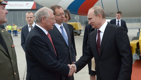 Официальный визит В.Путина в Австрию Официальный визит В.Путина в Австрию