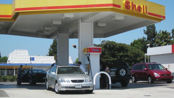 Автозаправочная станция концерна Shell. Архивное фото Автозаправочная станция концерна Shell. Архивное фото
