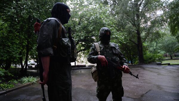 Ситуация у воинской части № 3004 в Донецке. Архивное фото Ситуация у воинской части № 3004 в Донецке. Архивное фото