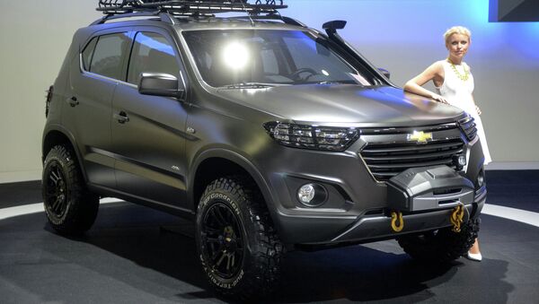 Автомобиль Chevrolet Niva concept. Архивное фото Автомобиль Chevrolet Niva concept. Архивное фото