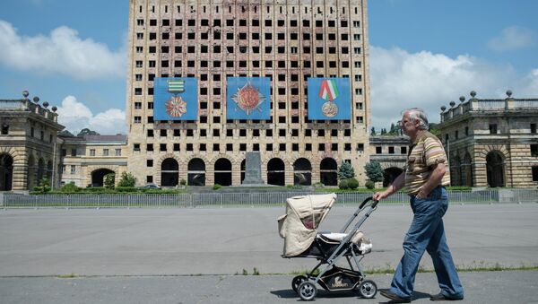 Города мира. Сухум. Архивное фото Города мира. Сухум. Архивное фото