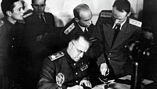 Подписание Акта о безоговорочной капитуляции гитлеровской Германии Подписание Акта о безоговорочной капитуляции гитлеровской Германии